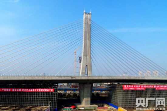 车主指南：菏泽丹阳路斜拉转体桥成功转体 创多项世界纪录  设计使用年限100年