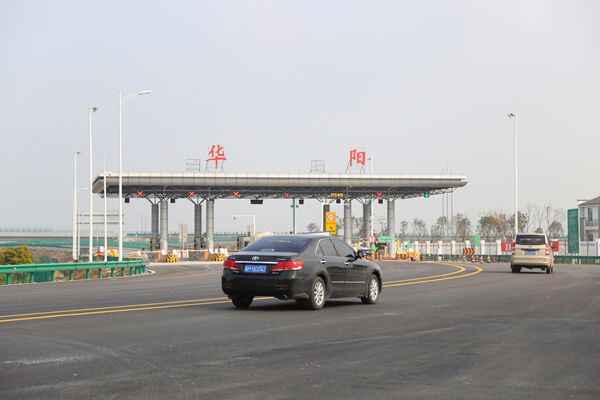 车主指南：望东长江公路大桥悄然开通