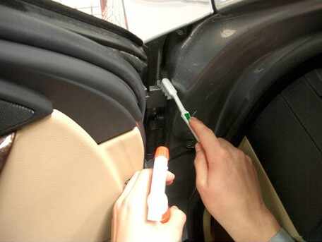 自己動手汽車內飾清洗步驟