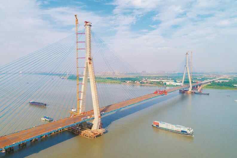 车主指南：武汉最宽的长江大桥即将整体合龙--沌口长江大桥
