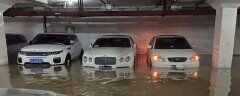 发大水车被淹了,保险赔吗？汽车被洪水淹了保险公司赔吗