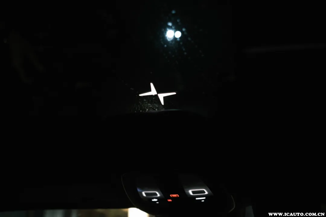 地图飞镖挑战:开着极星2,随机打卡一座陌生城市